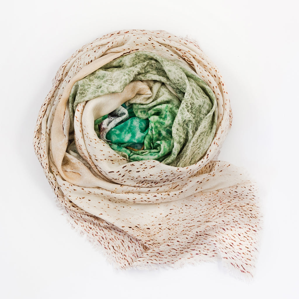 The Tide And The Moon Co. Footprints Scarf, How To Wear Your The Tide And The Moon Co Scarf, Oversized scarf styles, Cashmere Blend Scarf, Modal Scarf, Australian Label, How to wear, Style Ideas, Fashion Ideas, Fashion, Womens Fashion.