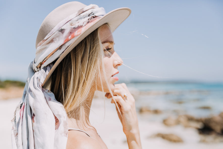Oasis, Purnululu National Park Western Australia Cashmere Blend Scarf, The Tide and The Moon Collective, Western Australia Designed, Australian Label, Scarf, Accessory, Fashion, Natural Fibre, Soft, Luxurious, Perfect for Travel, Work or Everyday Wear.